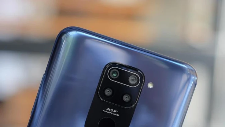 Điện thoại có nhiều camera để làm gì?