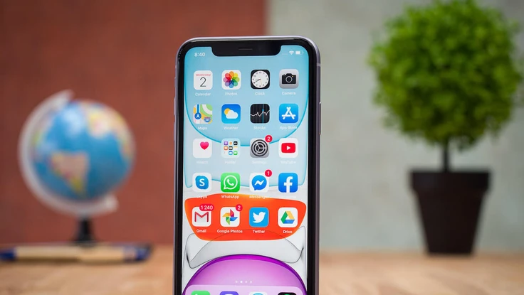 iPhone 11 giá chỉ còn 13,7 triệu đồng