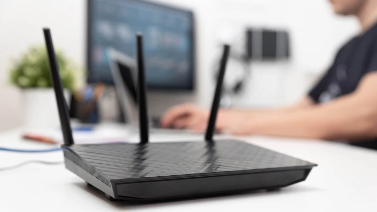 Có nên bật router WiFi liên tục hay không?