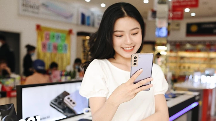 Samsung Galaxy S20 Plus giảm sốc 8,5 triệu đồng