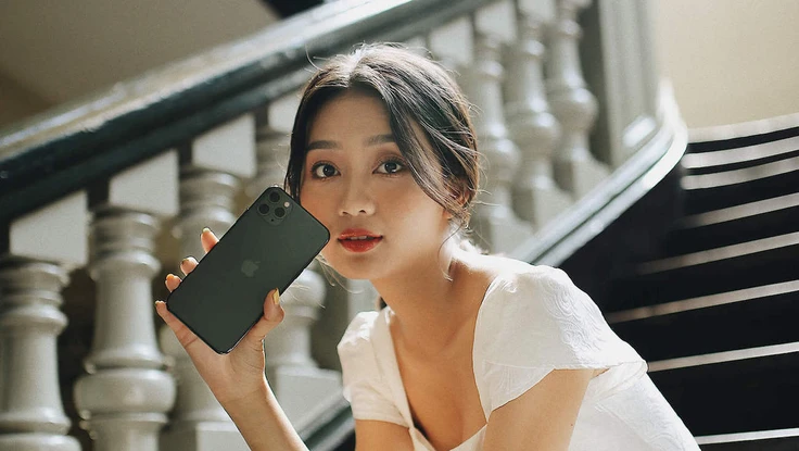 iPhone 11 Pro giảm giá chỉ còn 16,8 triệu đồng