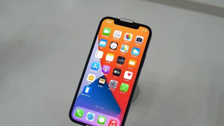 iPhone 12 series giảm giá 5,6 triệu đồng dịp cuối tuần