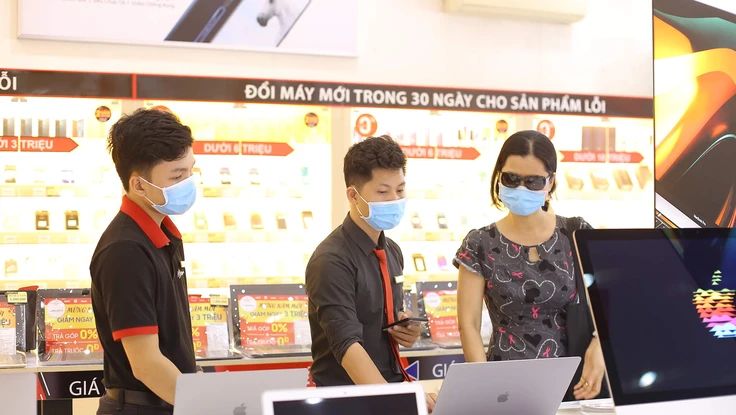 Nhiều mẫu laptop giảm giá nhẹ dịp cuối tuần