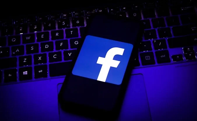 Facebook sẽ tự động cảnh báo nếu bạn đang xem các nội dung độc hại