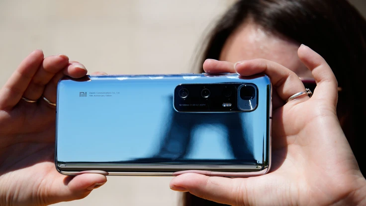 Hãng smartphone nào đã vượt mặt Apple để trở thành công ty lớn thứ 2 thế giới?