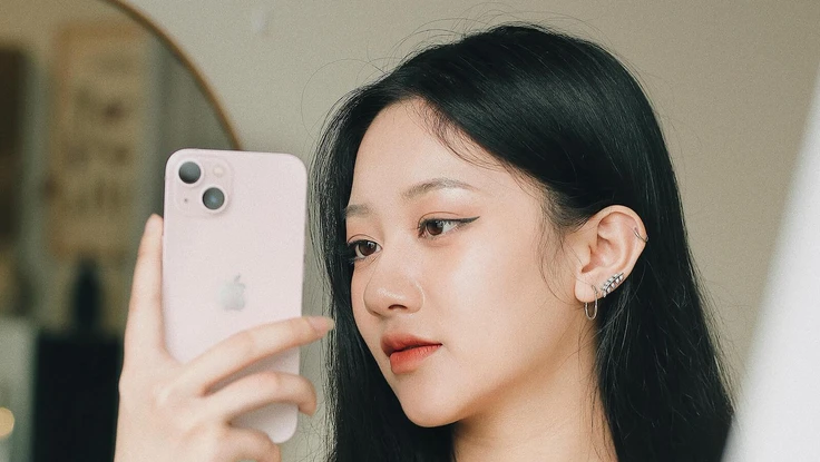 Một hệ thống thu về 200 tỉ trong ngày đầu mở bán iPhone 13 series