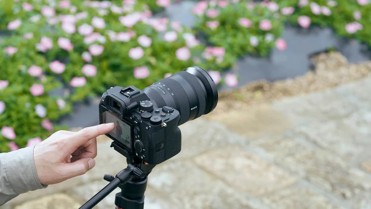 Sony Alpha 7 IV lộ diện với cảm biến full-frame 33 MP