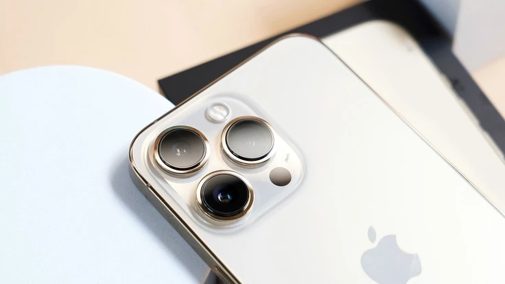 iPhone, iPad và MacBook giảm giá lên đến 11,5 triệu đồng