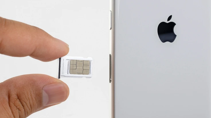 Vì sao Apple muốn loại bỏ khe cắm SIM trên iPhone vào năm sau?