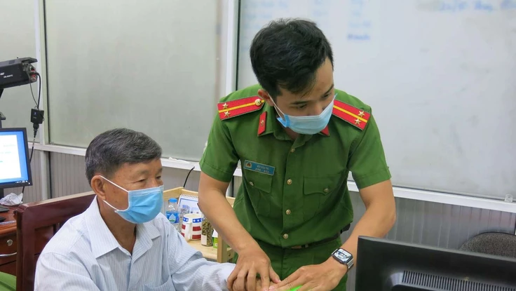 Cách sử dụng Zalo để làm CCCD gắn chip và tra cứu tiến độ nhanh hơn