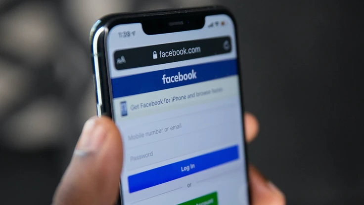 Facebook yêu cầu bật tính năng Protect để không bị khóa tài khoản?