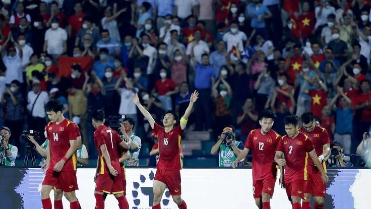 Người hâm mộ thể thao quan tâm gì nhất lúc này?