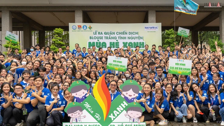 Hàng trăm sinh viên tình nguyện tham gia chiến dịch Mùa hè xanh 2022 