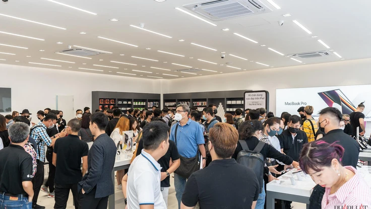 Vì sao nhiều hệ thống đua nhau mở cửa hàng theo chuẩn Apple?