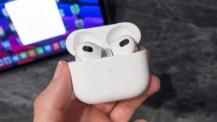 Tính năng mới giúp phát hiện AirPods giả 