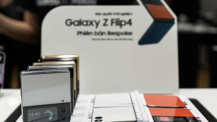 Z Fold 4 và Z Flip 4 giảm giá 9 triệu đồng