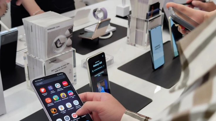 Tin công nghệ 12-3: Xuất hiện hàng loạt cửa hàng trải nghiệm điện thoại riêng biệt