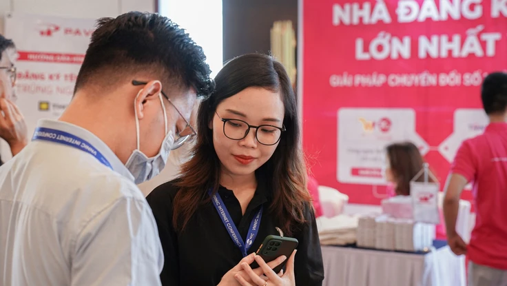 Việt Nam đẩy mạnh phát triển Internet thông minh 