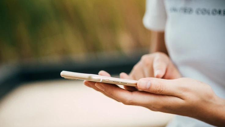 Người dùng nên cập nhật iOS 17.2 để hạn chế bị hack iPhone 