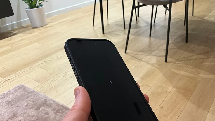 Tin công nghệ 5-1: iOS 17.3 beta 2 biến iPhone thành ‘cục gạch’