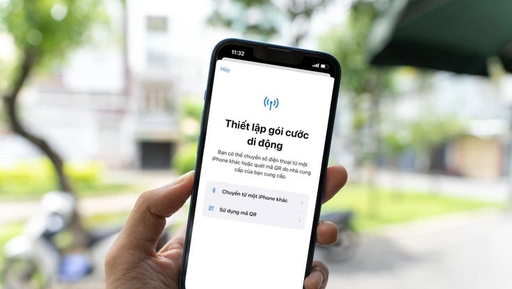 Cách sử dụng 2 eSIM trên iPhone cùng lúc mới nhất năm 2024