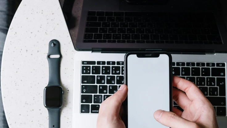 Vì sao Cơ quan An ninh Quốc gia Hoa Kỳ khuyến cáo nên khởi động lại điện thoại?