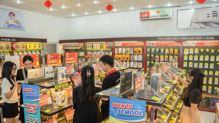 Nhiều mẫu laptop giảm giá mạnh dịp Back to school