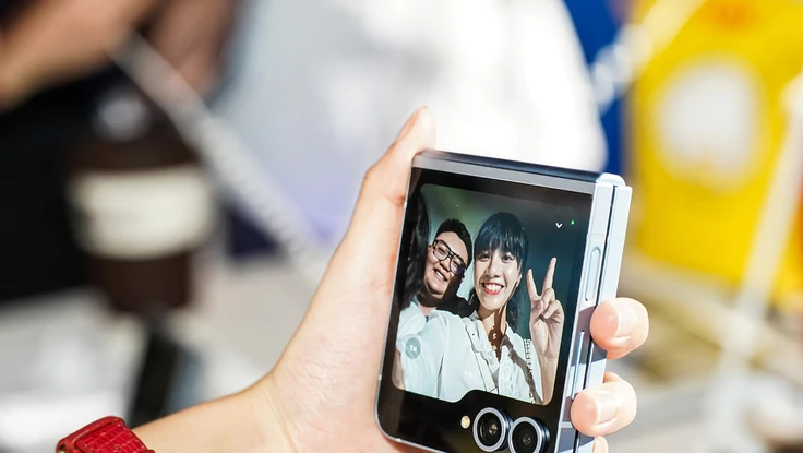 Sự cố bất ngờ trong buổi livestream Galaxy Unpacked 2024