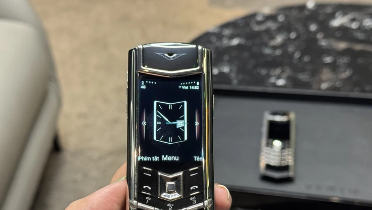 Điện thoại Vertu có giá chưa đến 5 triệu đồng?