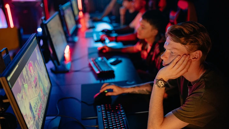 Từ ngày 25-12-2024, giới hạn thời gian chơi game không quá 180 phút một ngày