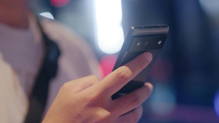 Hơn 1 tỉ điện thoại Android và iPhone hiện đang gặp nguy hiểm 