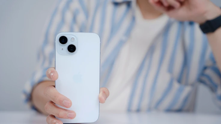 Các mẫu iPhone cũ đáng mua trong tháng 6-2025