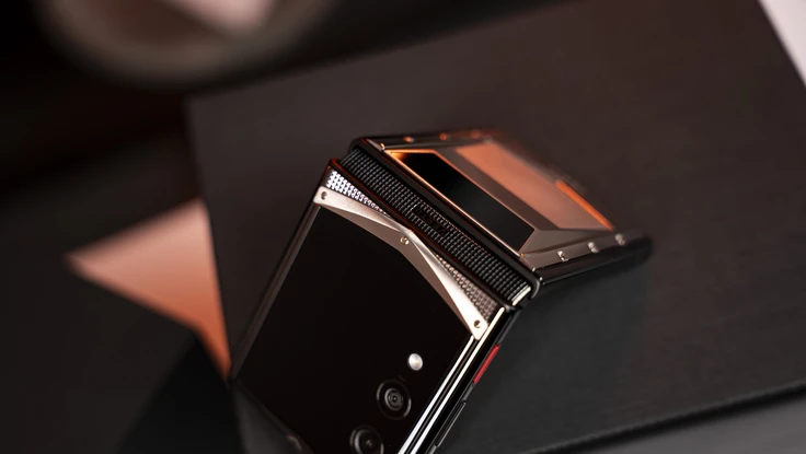 Tin công nghệ 16-7: Cận cảnh mẫu điện thoại gập đắt đỏ nhất thị trường 