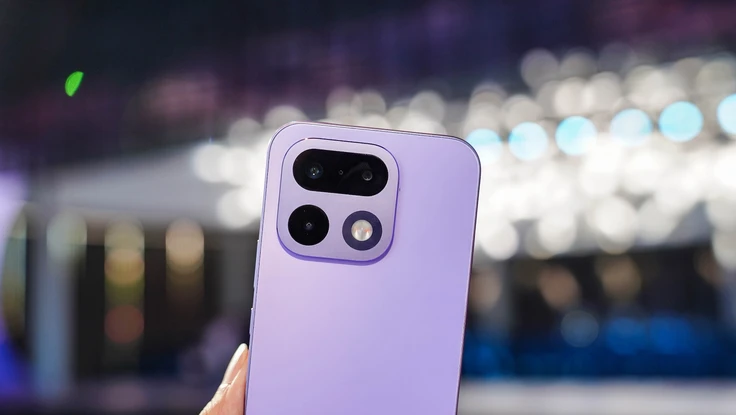 Lộ diện bộ đôi smartphone pin 7.000 mAh, camera 200 MP