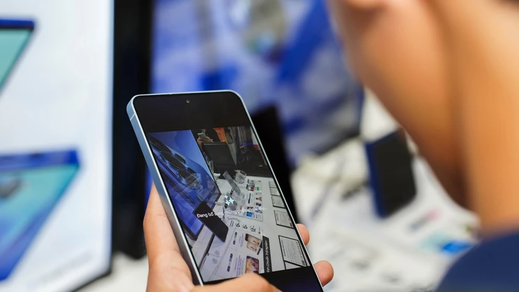 Vì sao không cần dùng ốp lưng điện thoại nữa?