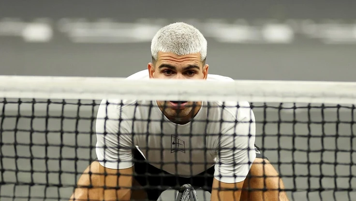 Tay vợt số 1 thế giới Alcaraz đối đầu Taylor Fritz ở trận đánh đôi