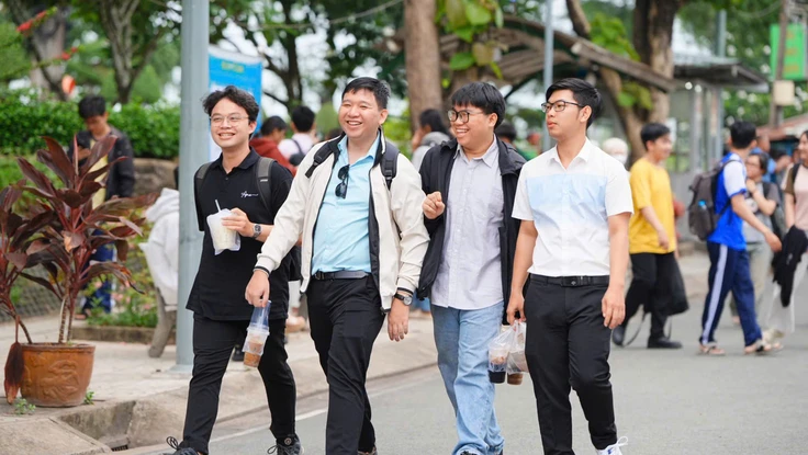 Hơn 170.000 thí sinh bắt đầu kỳ thi đánh giá năng lực đặc biệt nhất trong 9 năm