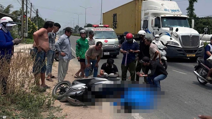 Nữ sinh tử vong sau va chạm với ô tô đầu kéo trên đường đến trường