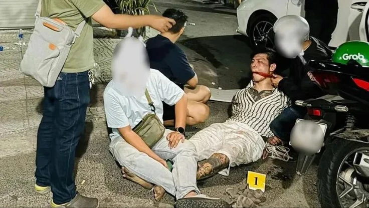 Trùm giang hồ Tú 'cơ' phi tang 5kg ketamine, 8 bánh heroin xuống bồn cầu