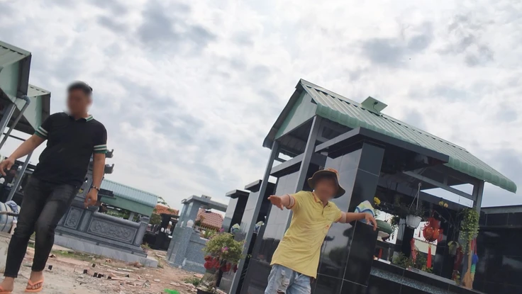 Xã Vĩnh Lộc xác minh vụ rao bán đất nông nghiệp làm mồ mả tự phát