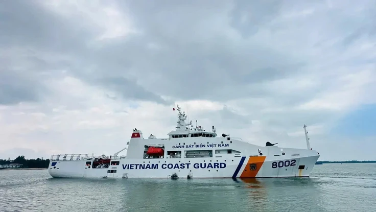 Quảng Ngãi có phương án dùng tàu cảnh sát biển đưa dân Lý Sơn về đón Tết nếu thời tiết xấu