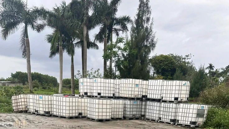 Quảng Ngãi: Người dân bất an vì kho hóa chất nằm giữa khu dân cư