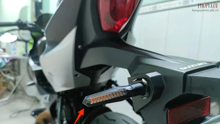 Xi nhan trái nhưng rẽ phải: Phạt bao nhiêu tiền?