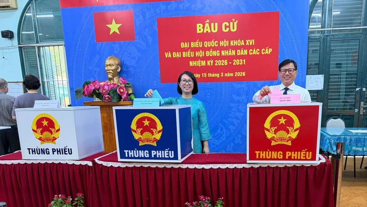 Kiều bào tự hào khi được hòa mình vào ngày hội non sông 