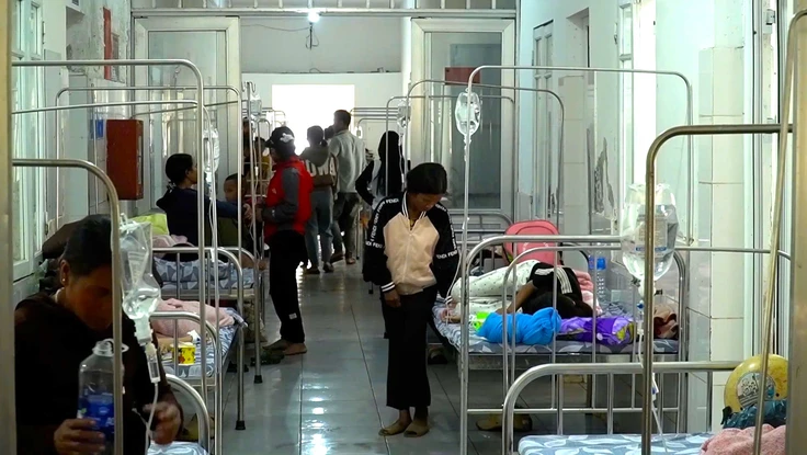 Đã có 64 người nhập viện nghi ngộ độc bánh mì ở Quảng Trị