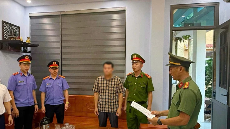 1 hiệu trưởng ở Quảng Trị bị tạm giam để điều tra nhận hối lộ