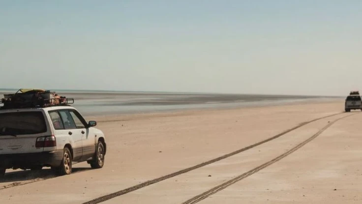 Điều gì xảy ra khi đưa ô tô ra biển?