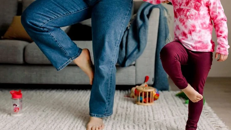 Tại sao đứng một chân giúp cơ thể trẻ hoá?