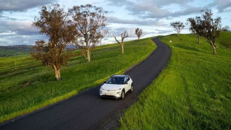 Vì sao giá ô tô điện từ 1 tỉ đồng ở nước này rớt xuống 600 triệu đồng?