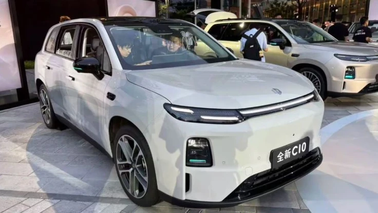 Xuất hiện chiếc ô tô điện tràn ngập công nghệ giá 486 triệu đồng